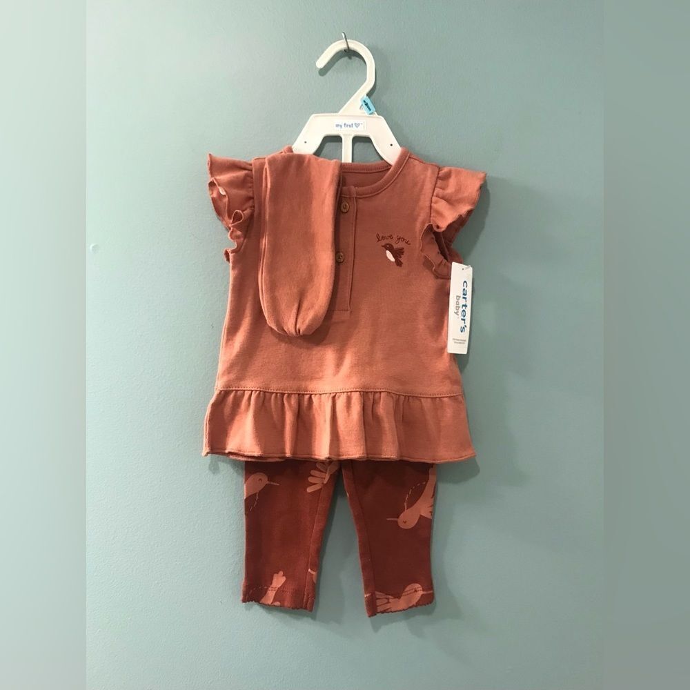 NWT … CARTER’S BABY “Size 6 Months” 3 Piece Outfit